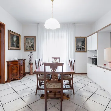 Casa Lucia - Iseo View - By Host4u Apartment Lovere