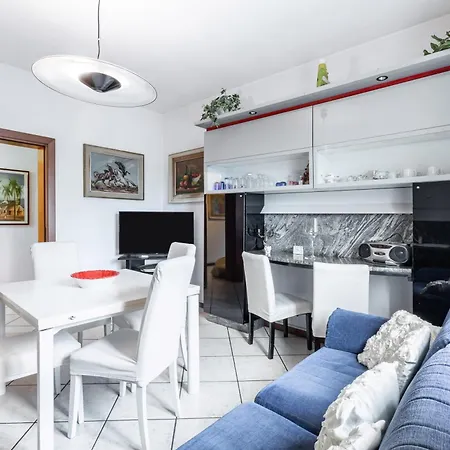 Host4u - Casa Lucia, Vista D'iseo A Appartement *