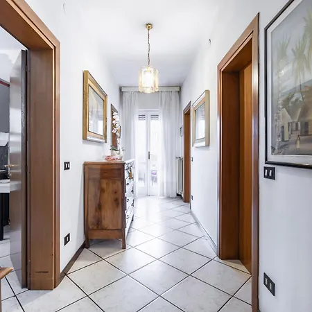 Appartement Host4u - Casa Lucia, Vista D'iseo A Lovere